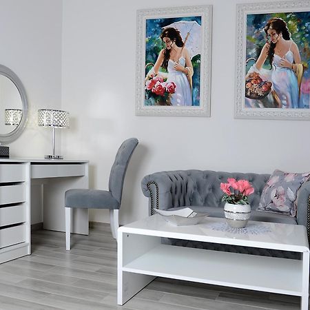 Rezydencja Mysliwska - Apartamenty كوزتسالين المظهر الخارجي الصورة