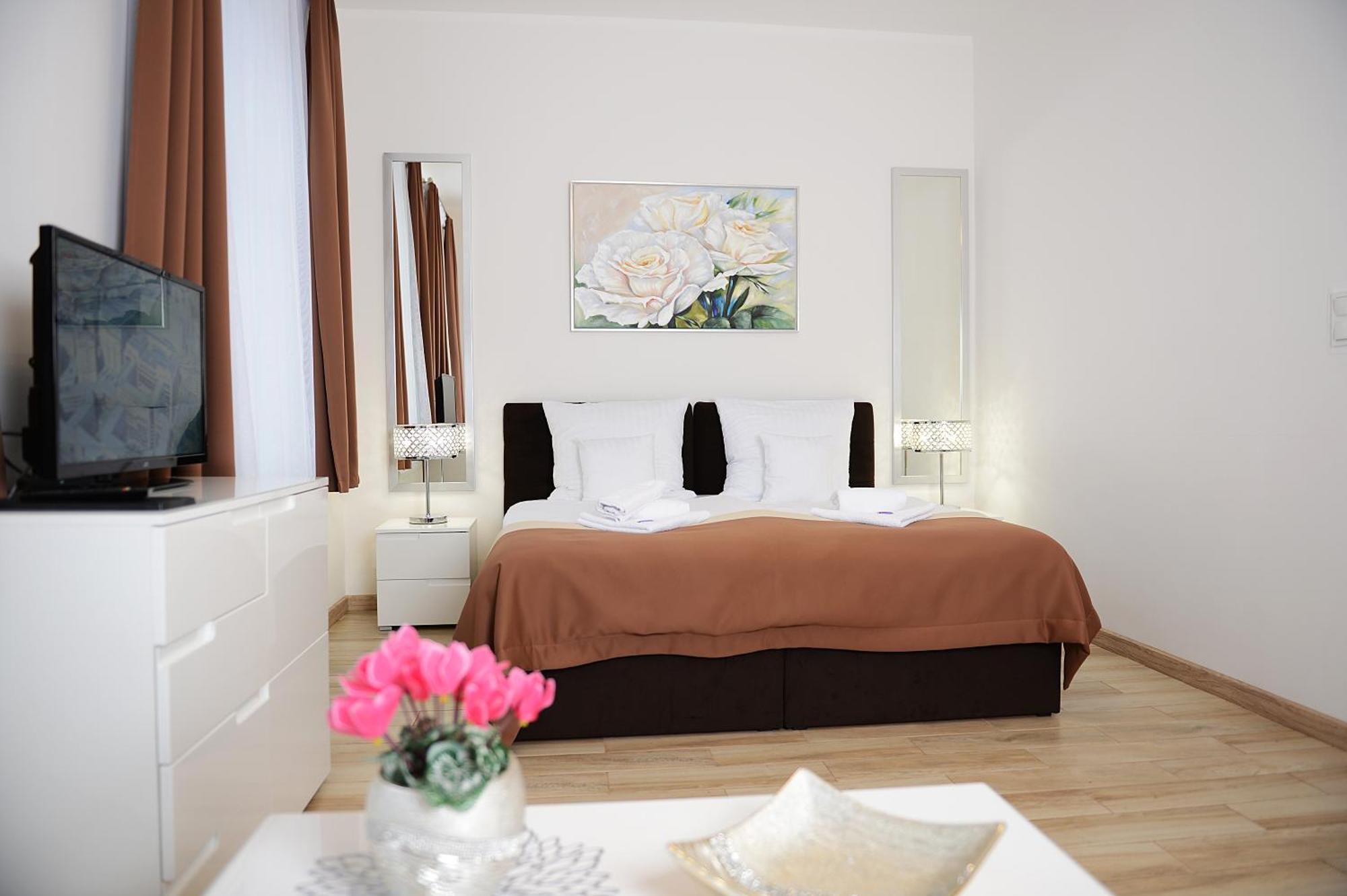 Rezydencja Mysliwska - Apartamenty كوزتسالين المظهر الخارجي الصورة