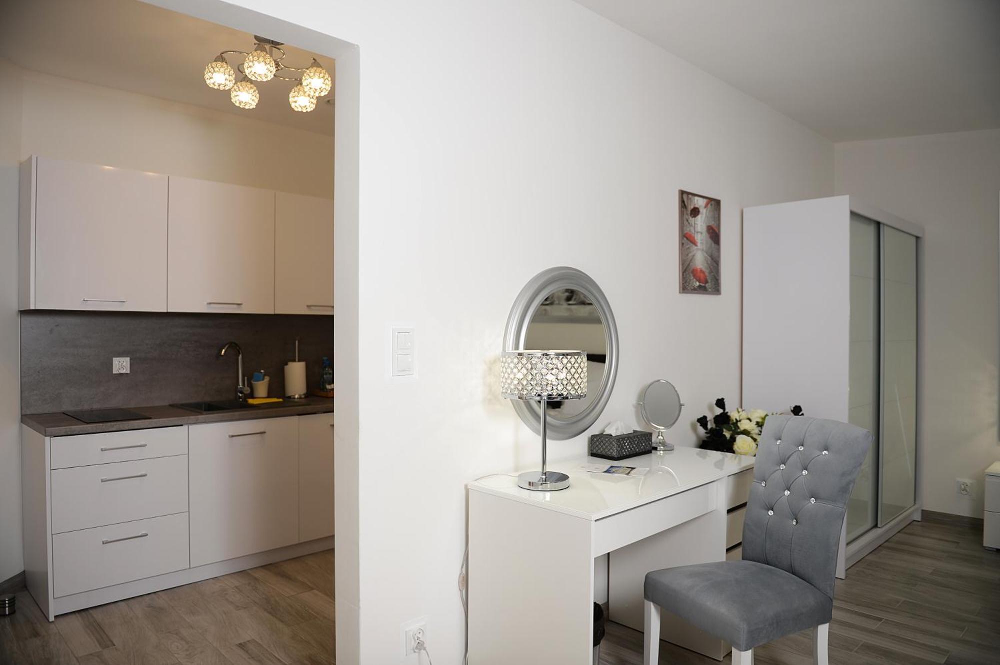 Rezydencja Mysliwska - Apartamenty كوزتسالين المظهر الخارجي الصورة