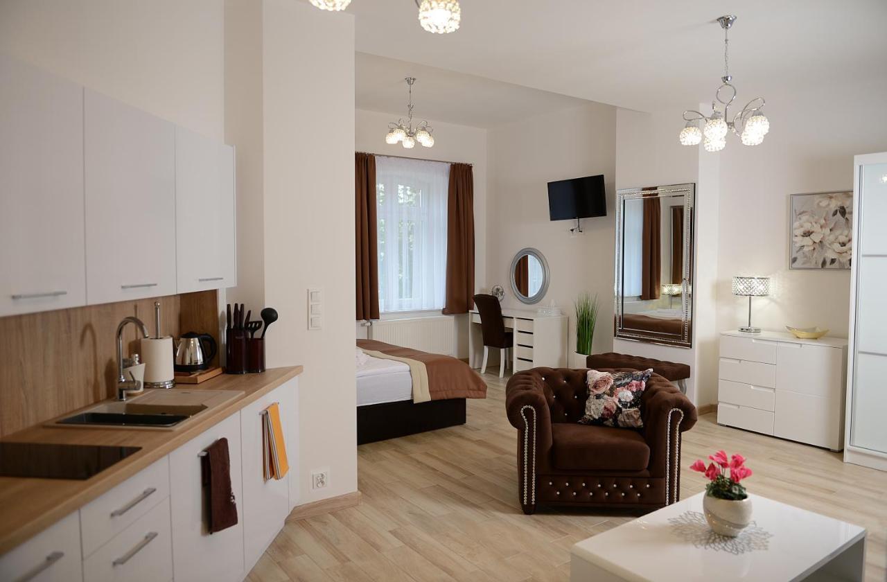 Rezydencja Mysliwska - Apartamenty كوزتسالين المظهر الخارجي الصورة